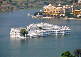 taj-lake-palace-udaipur